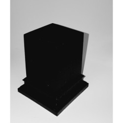 Plinto laccato nero con piede