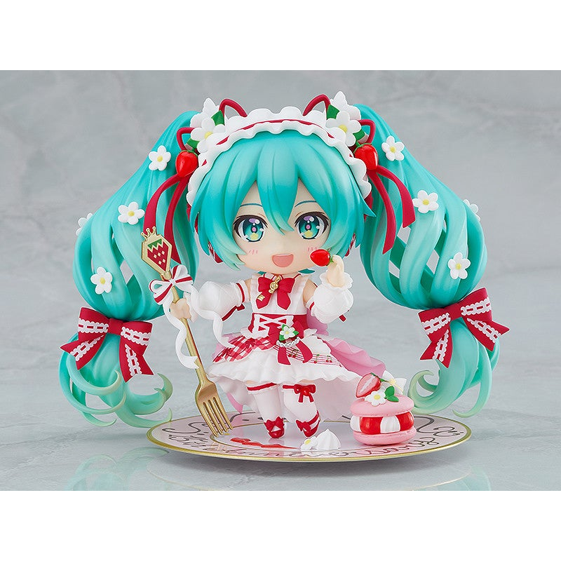 Hatsune Miku 15th Anniversary Nendoroid