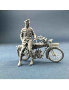 Werner Voss posing  (1/32)