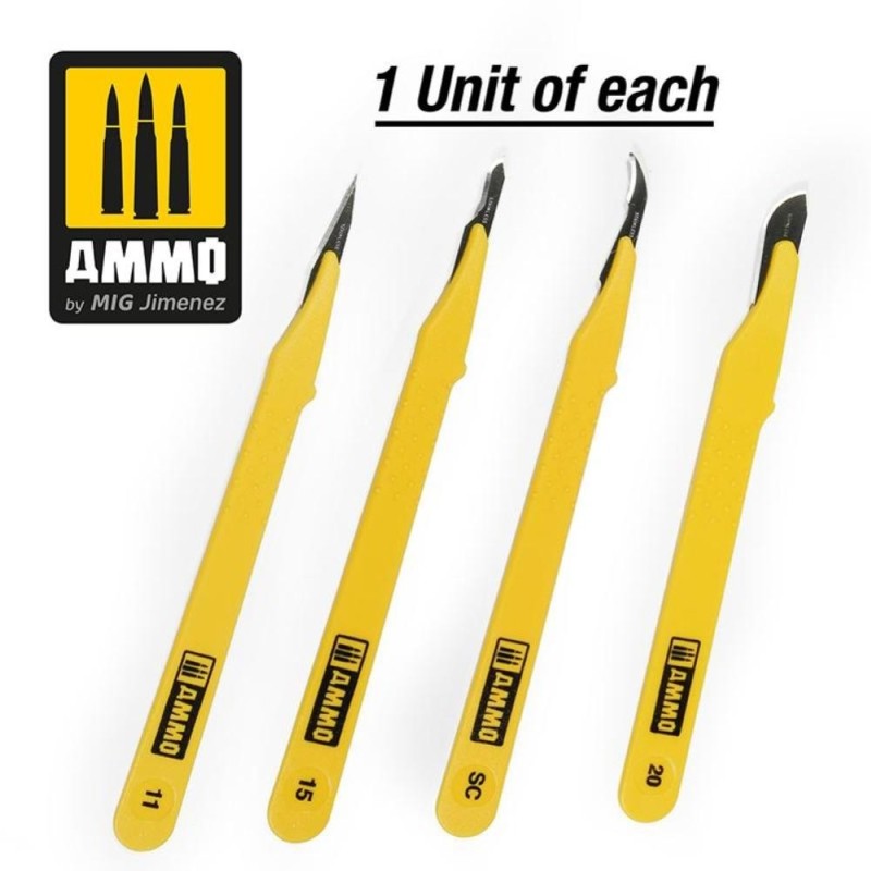Standard Blade Set 4 pz (1 Standard Blade Straight+1 Blade Curved+1Blade Ripper+1Blade Curved Large) 4 scalpels in plastic bag